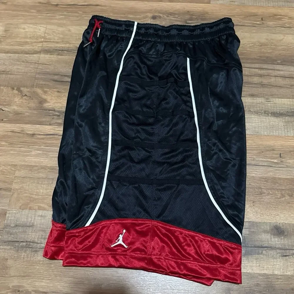 2012 Air Jordan Chicago Silky Dazzle Shiny Vintage Basketball 395417-012 Shorts